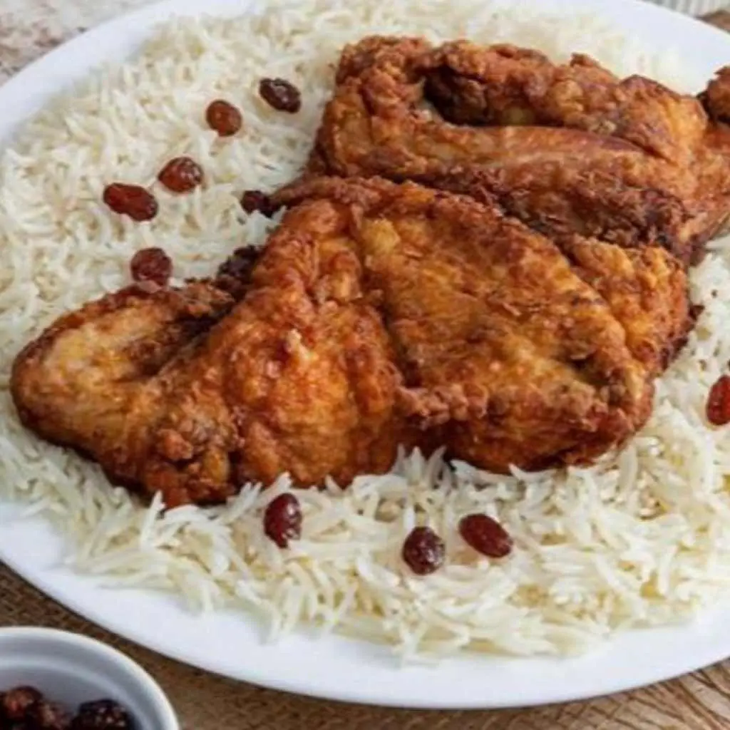 دجاج مقلي مع الرز